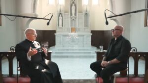 Keď odpadnú masky: Exorcista odhaľuje taktiku démonov: Takto ničia Cirkev a takto krajiny…